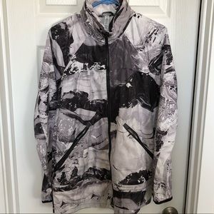 Lululemon winder breaker jacket